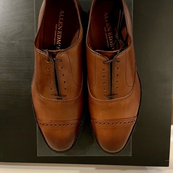 Allen Edmonds - Fifth Avenue - Coffee- 7.5EEE - Picture 1 of 2